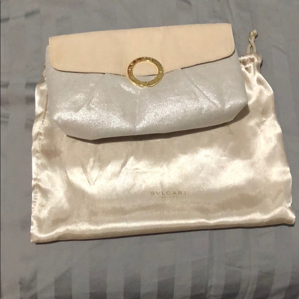 Pouch parfums by: BVLGARI